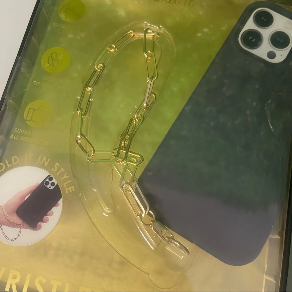 XO BY POPPY Phone Strap Chain Link Wristlet Gold New in Box